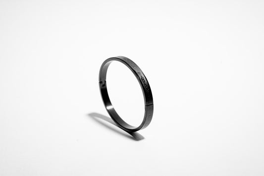 The Obsidian Shadow Engraved Bangle – Midnight Noir