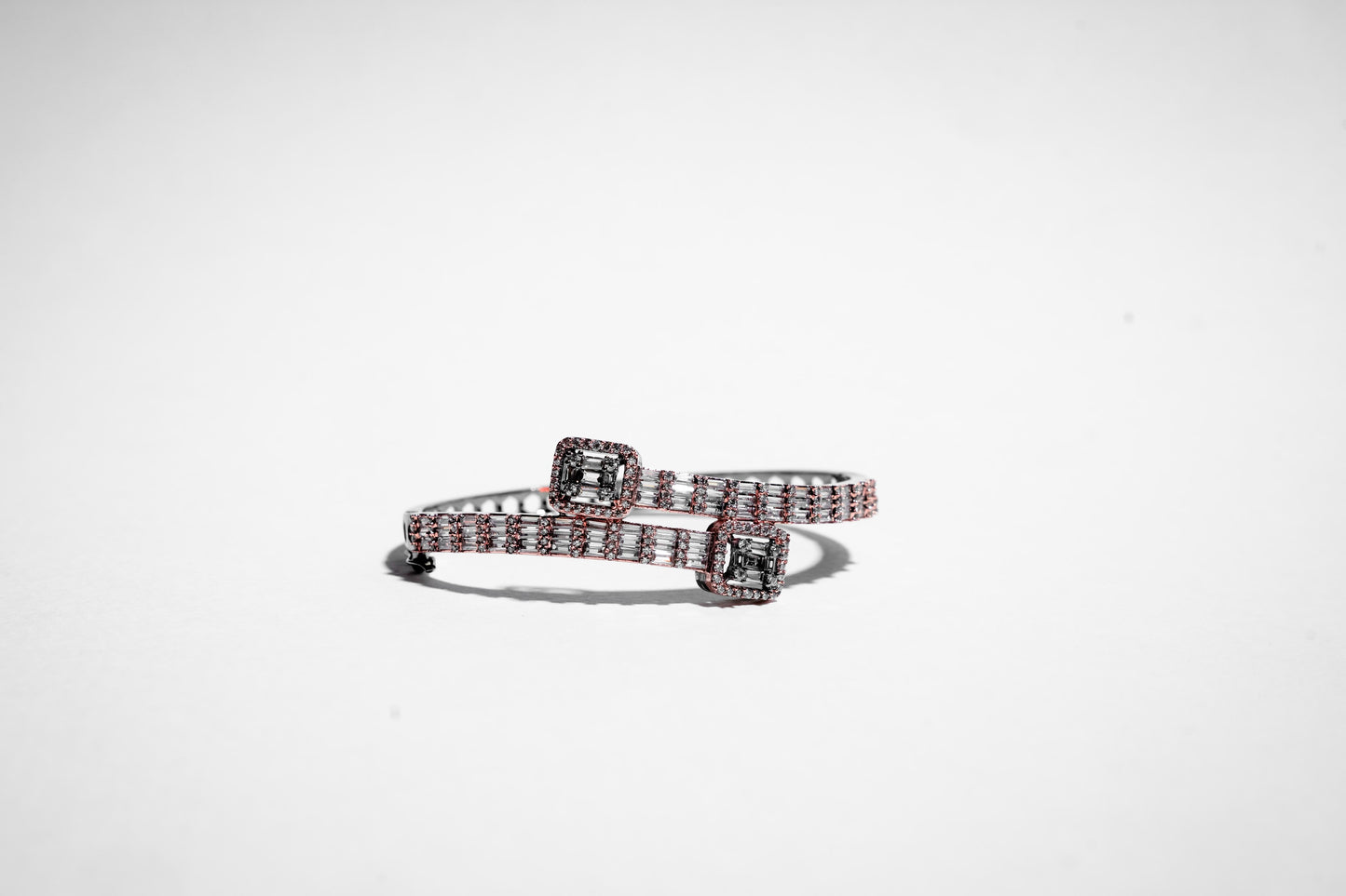 The Eclipse Duo-Tone Bangle – 18K Rose Gold & Obsidian Noir
